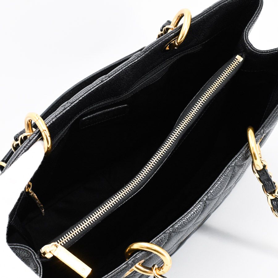 Chanel Tote Bag Grand Shopping GST Chain — view 4