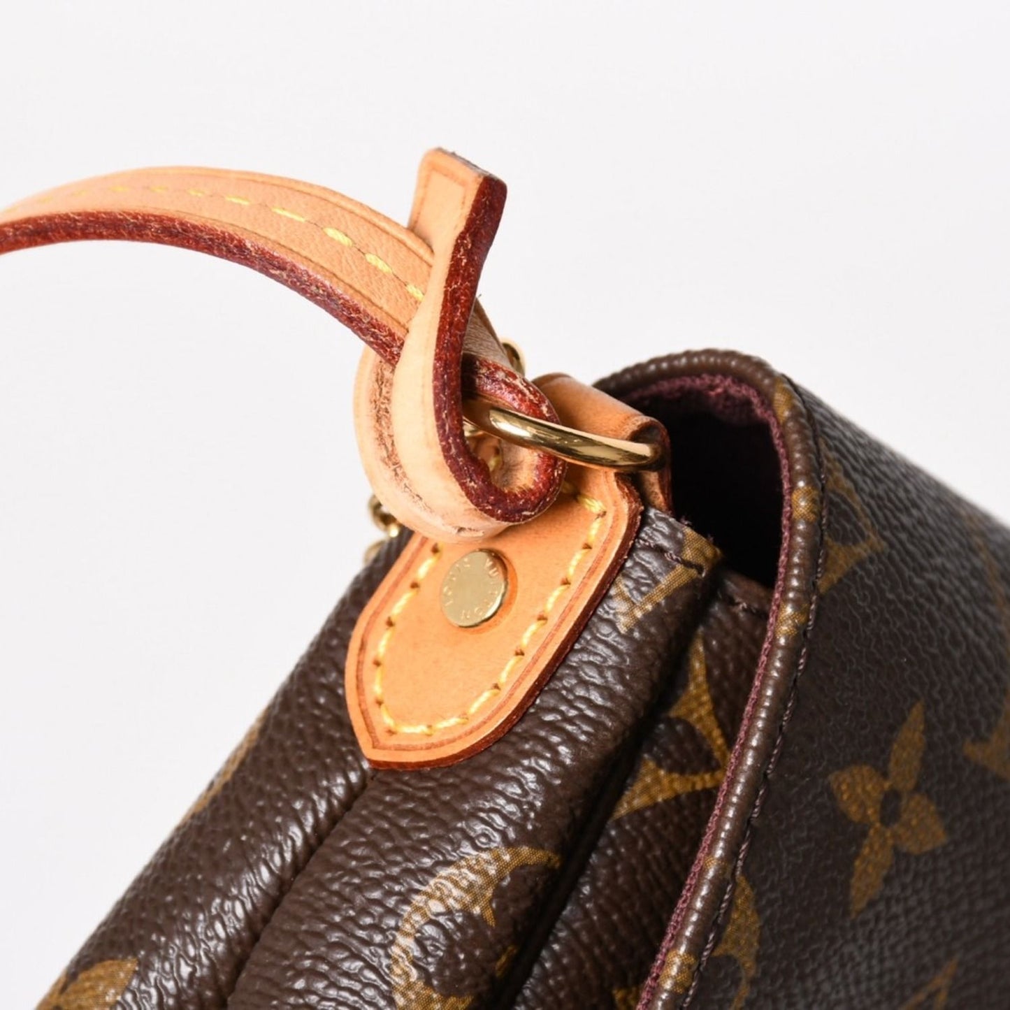 Louis Vuitton Favorite MM 2-Way Shoulder Bag Monogram Brown — view 5