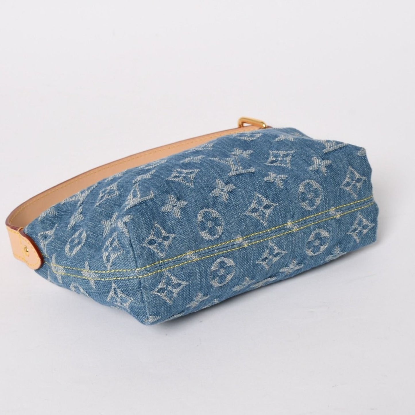Louis Vuitton Pochette Hills Handbag Monogram Denim Indigo Blue Gold — view 8