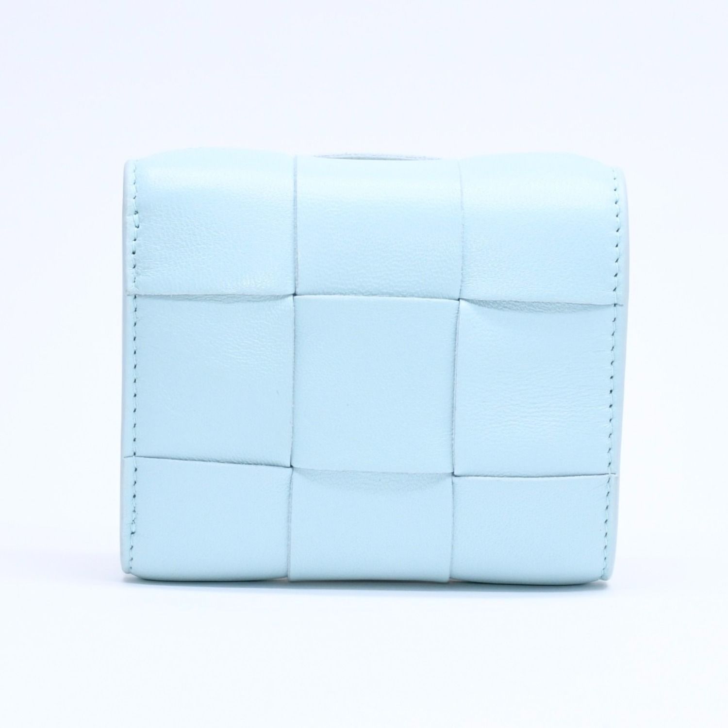 Bottega Veneta Trifold Wallet Maxi Intrecciato Cassette Compact Light Blue — view 2