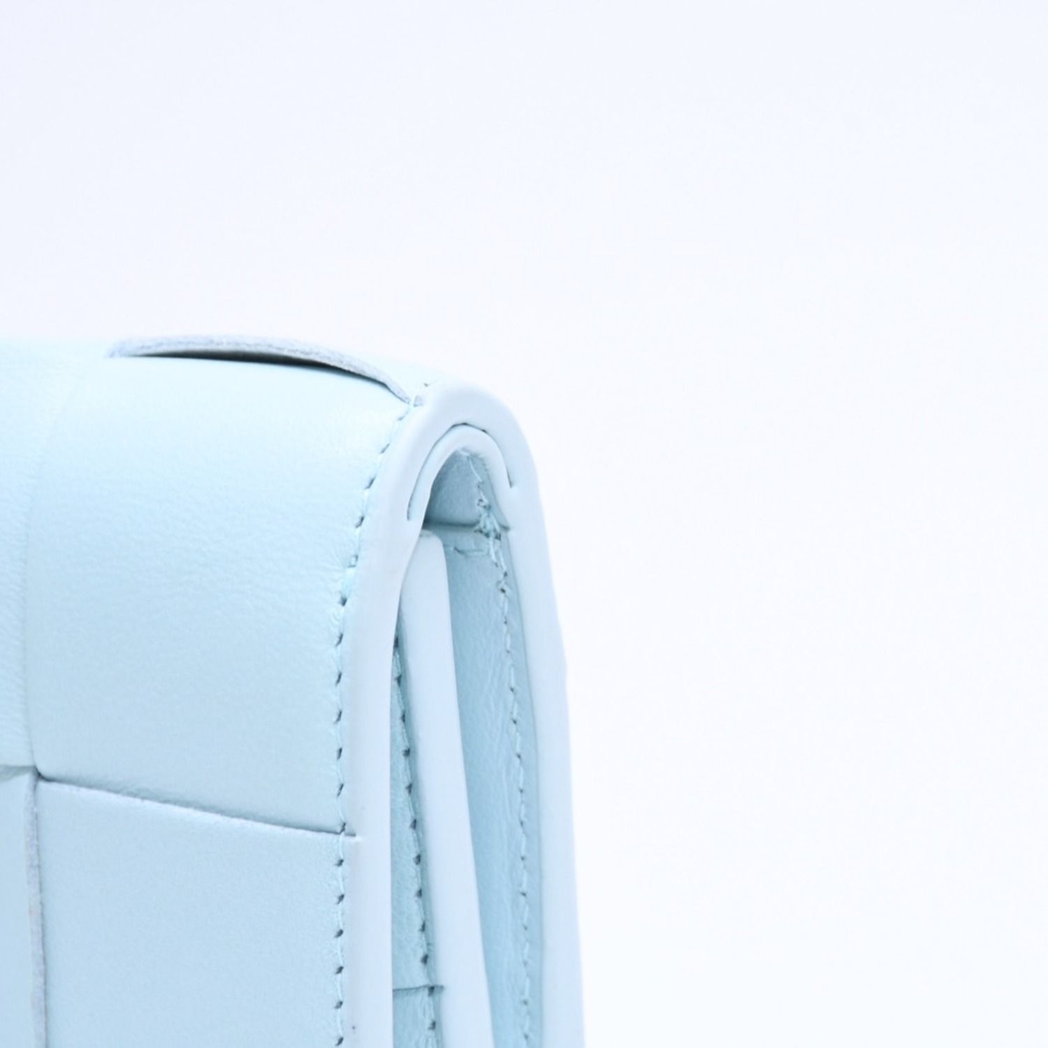 Bottega Veneta Trifold Wallet Maxi Intrecciato Cassette Compact Light Blue — view 5