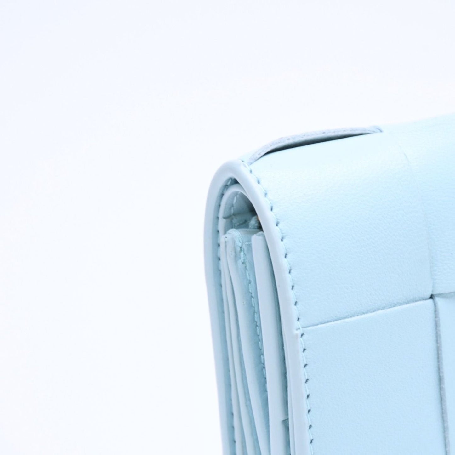 Bottega Veneta Trifold Wallet Maxi Intrecciato Cassette Compact Light Blue — view 7