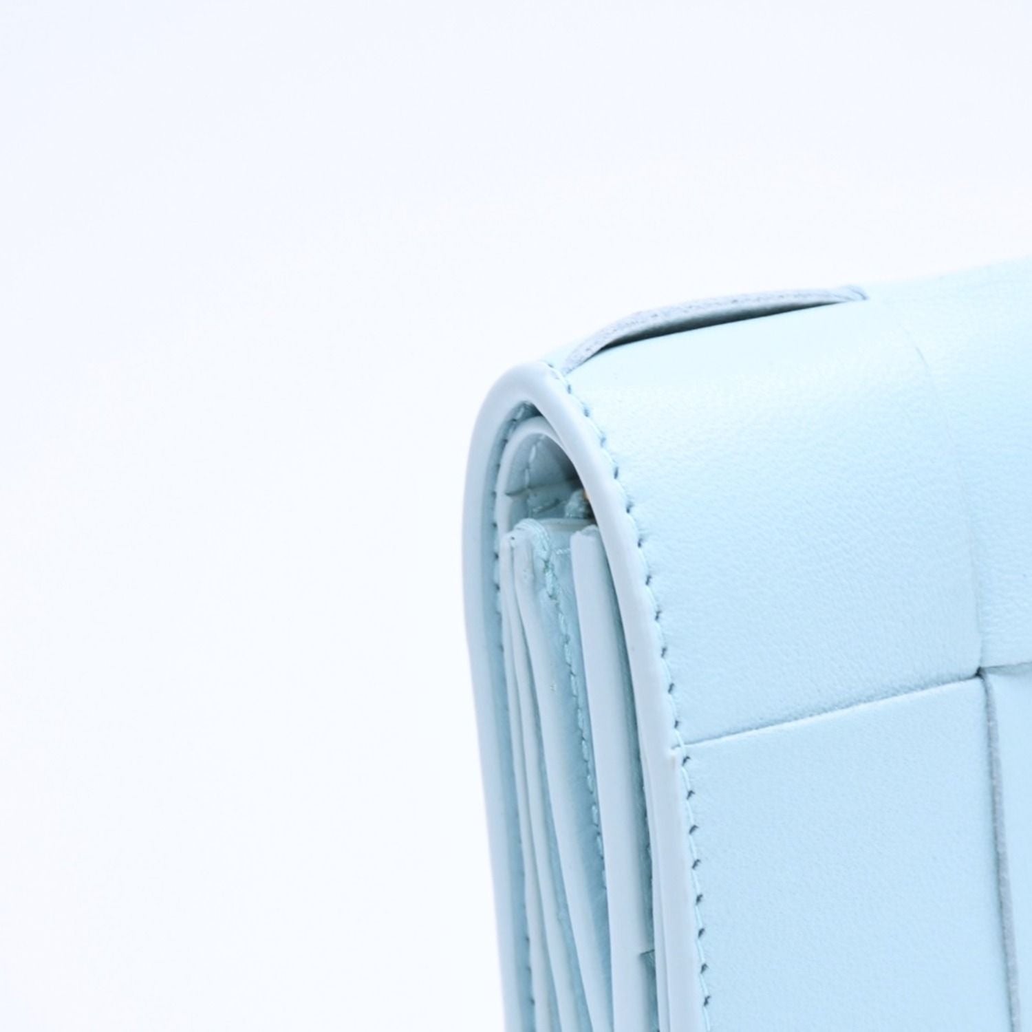 Bottega Veneta Trifold Wallet Maxi Intrecciato Cassette Compact Light Blue — view 7