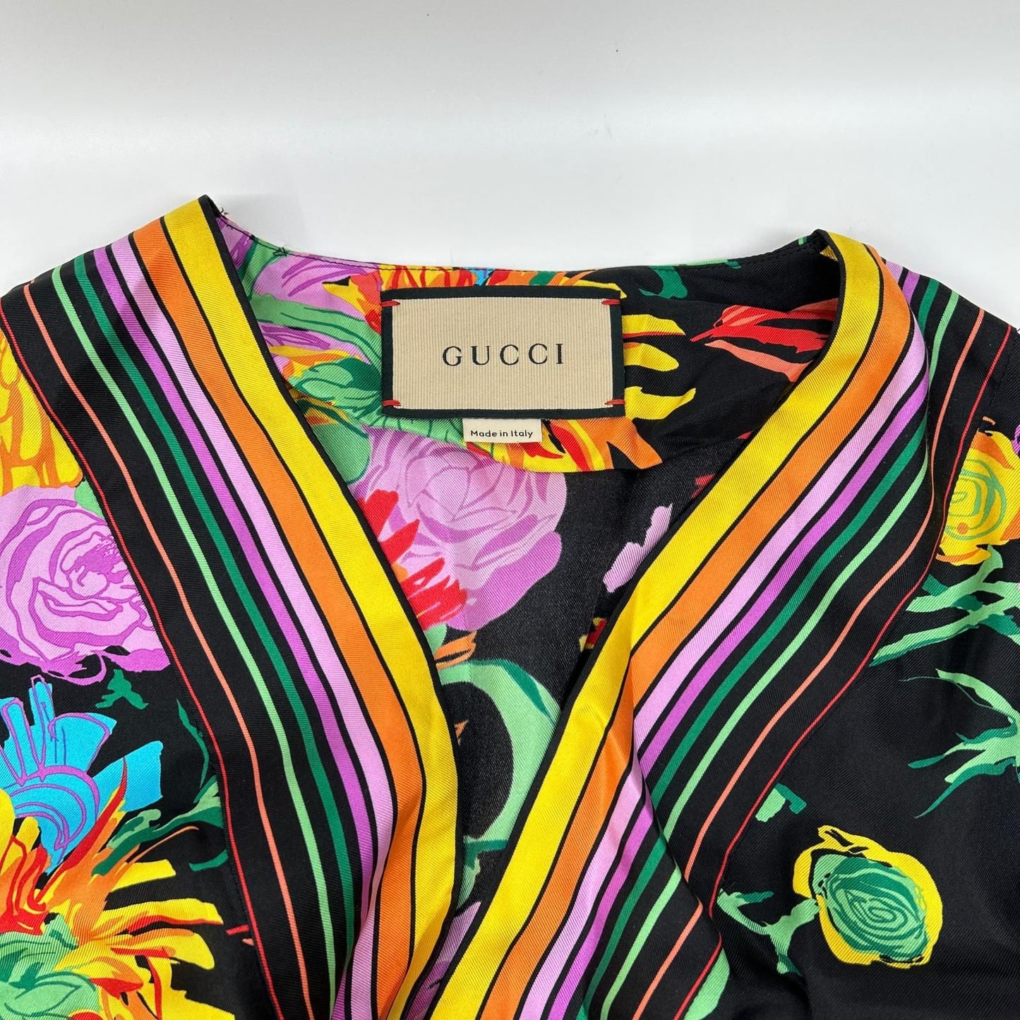 Gucci Xkenscott Shawl with Floral 38 Scarf — view 7