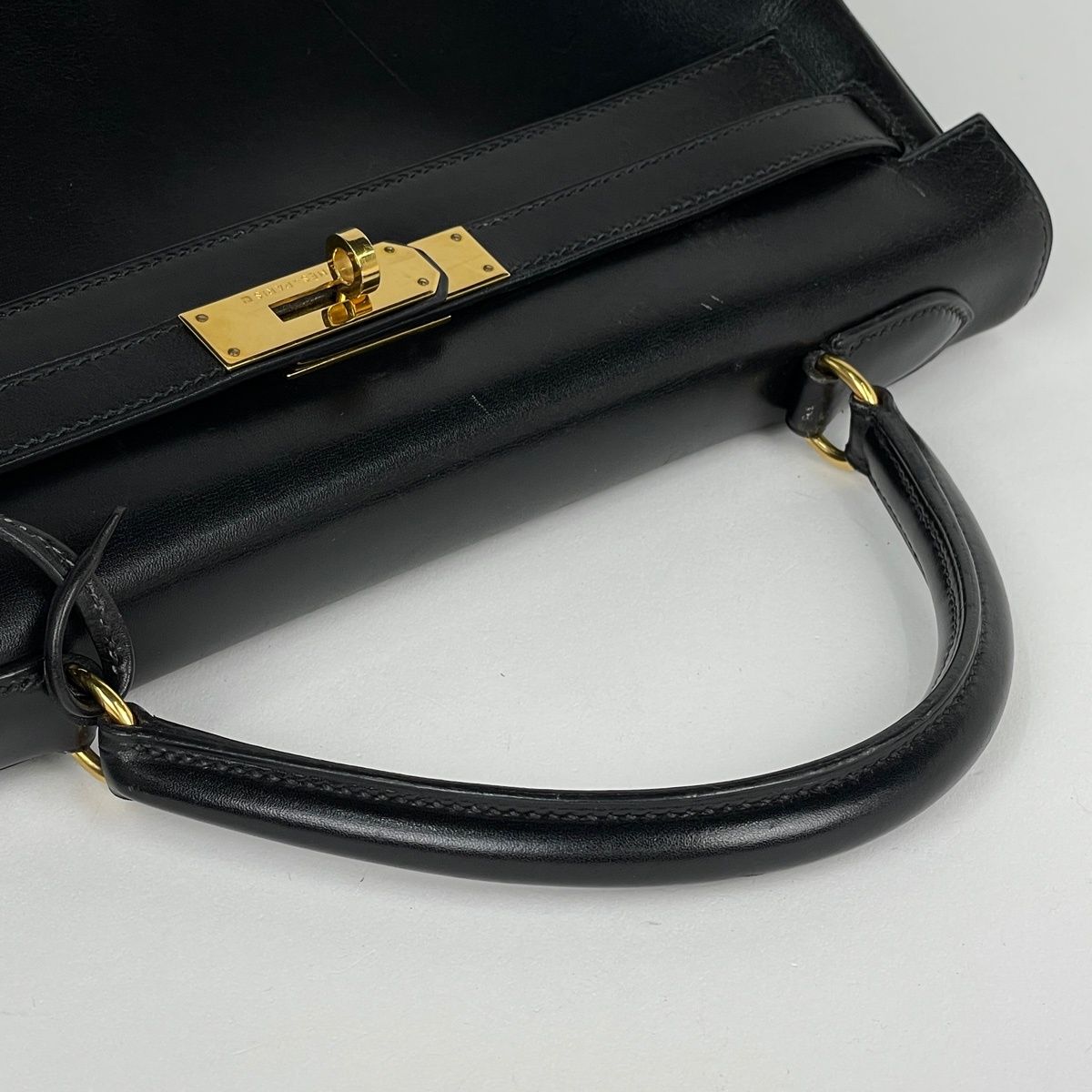 Hermes Kelly 32 Handbag Retourne 2-Way Box Calf Black — view 8