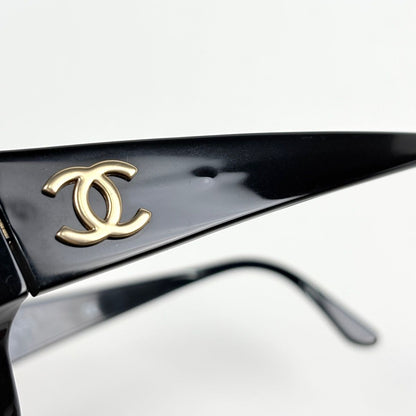 Chanel Sunglasses CC Logo Eyewear Acetate Black — view 4