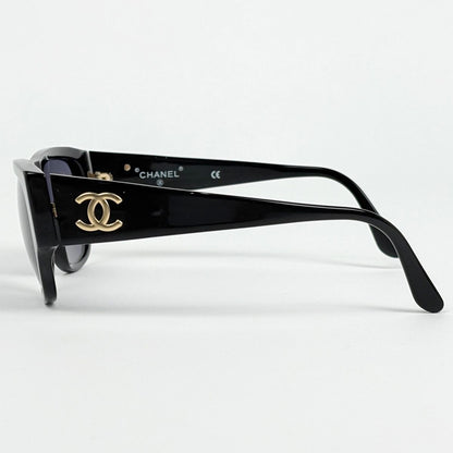 Chanel Sunglasses CC Logo Eyewear Acetate Black — view 2