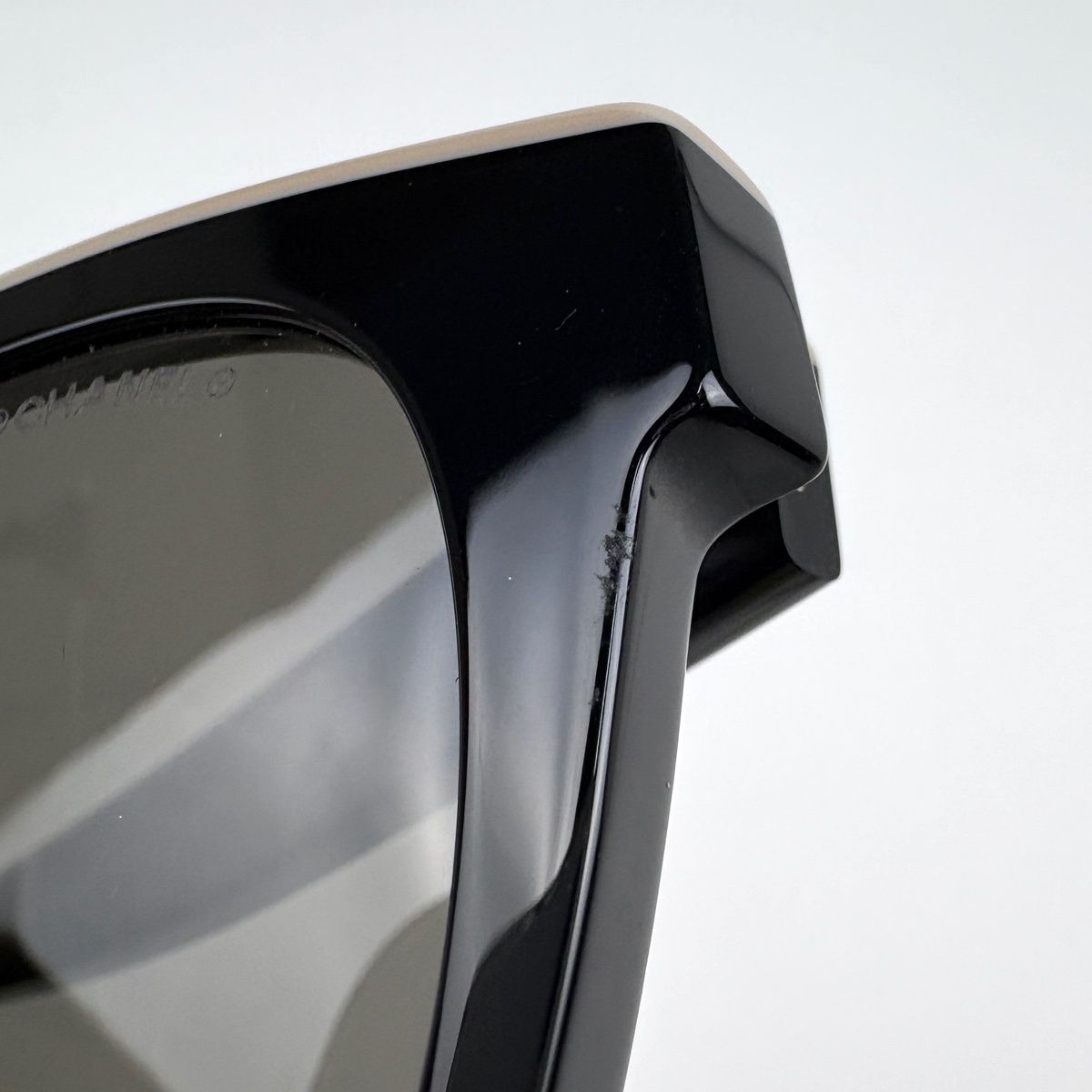 Chanel Sunglasses CC Logo Eyewear Acetate Black — view 4