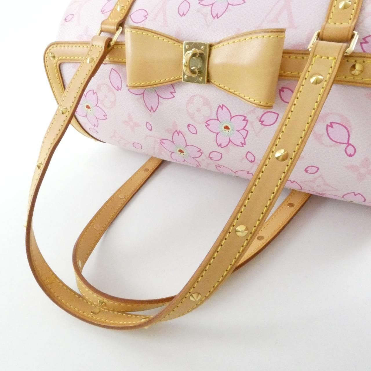 Louis Vuitton Monogram Cherry Blossom Papillon — view 7