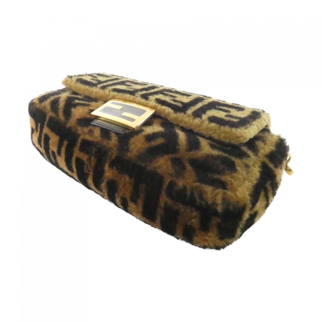 Fendi Baguette Shoulder Bag — view 3