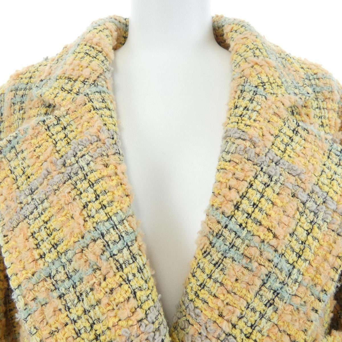 Chanel 94A Vintage Jacket Yellow — view 4
