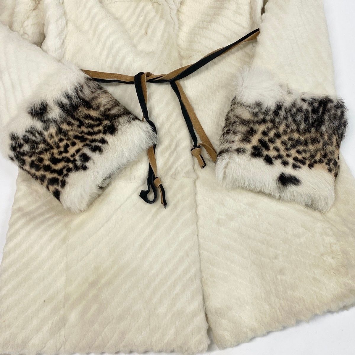 Versace Jeans Couture Leopard Pattern Fur Coat White — view 7