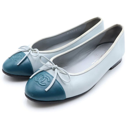 Chanel CC Logo Velours Nash Pumps Leather Blue Gray Heel — view 2