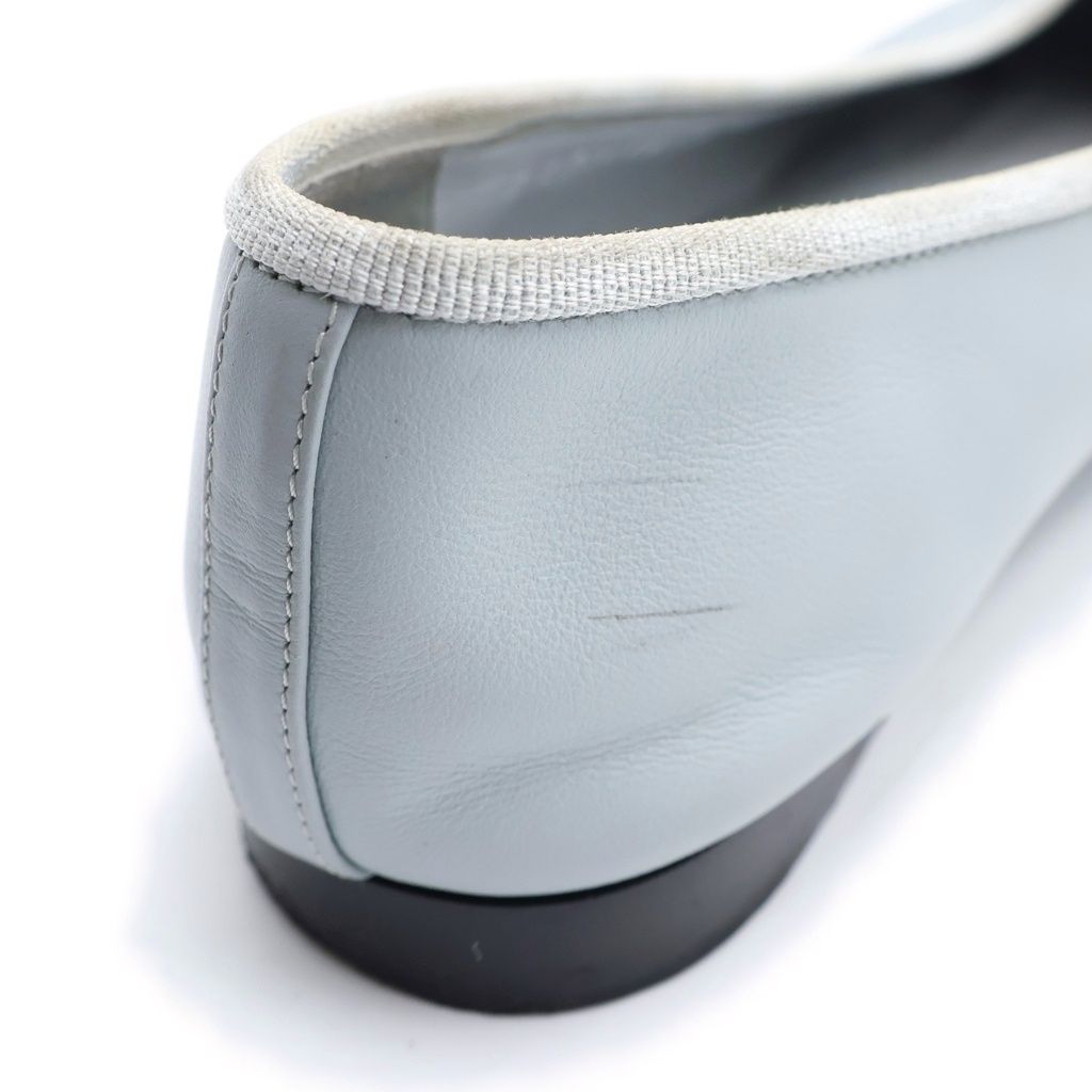 Chanel CC Logo Velours Nash Pumps Leather Blue Gray Heel — view 6