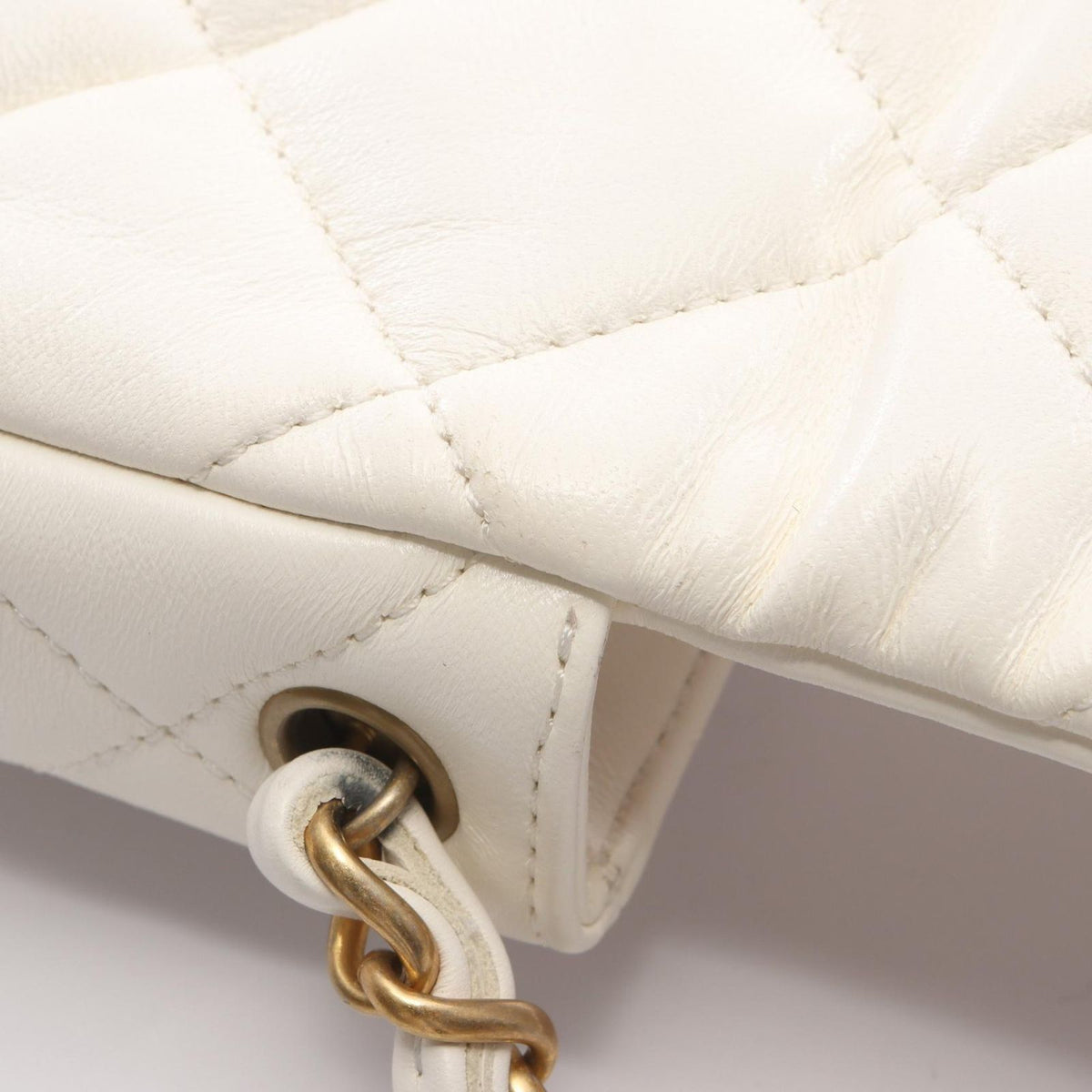 Chanel Shoulder Bag Quilted Heart Lock White Lambskin Small Chain — view 6