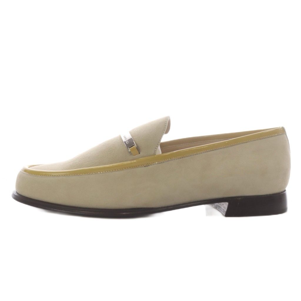 Gucci Loafers Slip on Logo Plate Suede Beige — view 2