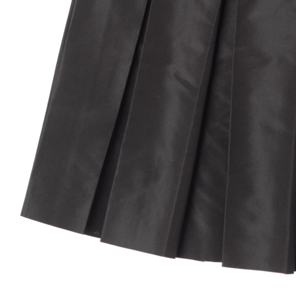 Prada Silk Polyester Archive Taffeta Pleated Skirt Black 38 — view 6