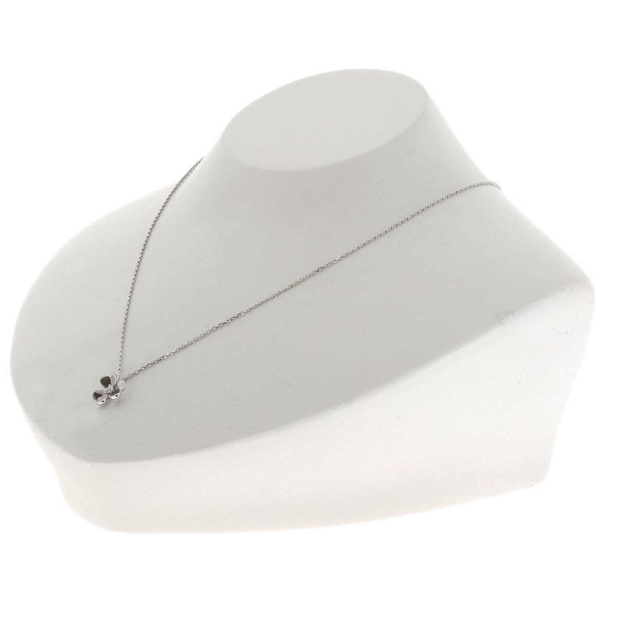 Van Cleef & Arpels Frivole Mini Diamond Necklace 18K White Gold — view 4