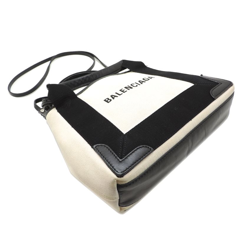 Balenciaga Handbag Black — view 3
