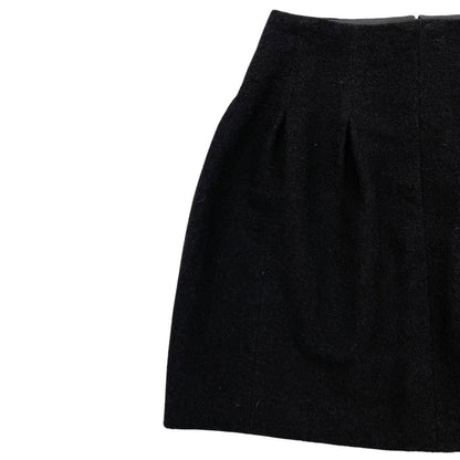 Chanel Trapezoid Skirt CC Logo 36 Black — view 3