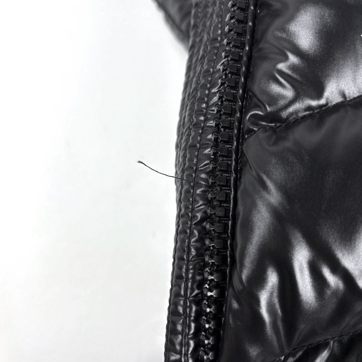 Moncler Fulmarus Down Jacket Black — view 6