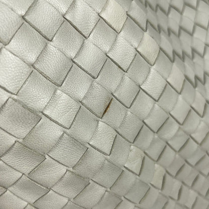 Bottega Veneta Shoulder Bag Intrecciato Leather Ivory — view 4