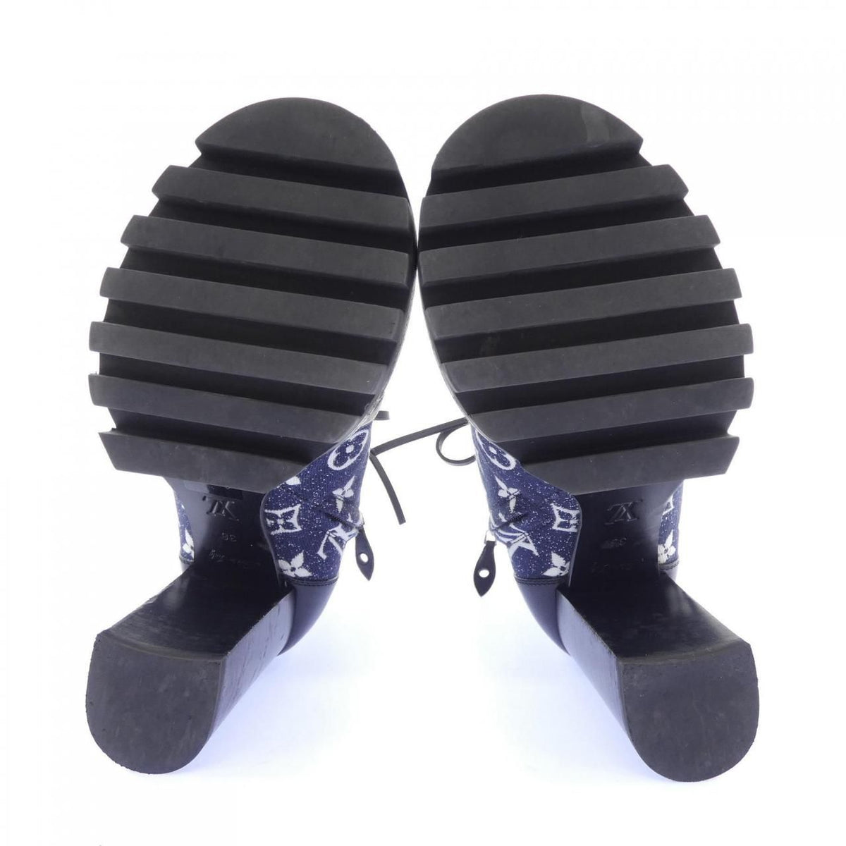 Louis Vuitton Monogram Denim Star Trail Line Boots — view 4