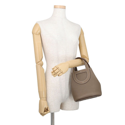 Hermes Tote Bag in the Loop 18 Etoupe Gold Taurillon Clemence Swift — view 4