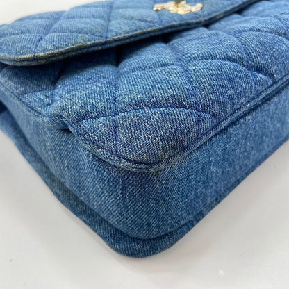 Chanel Handbag Quilted Blue — view 8