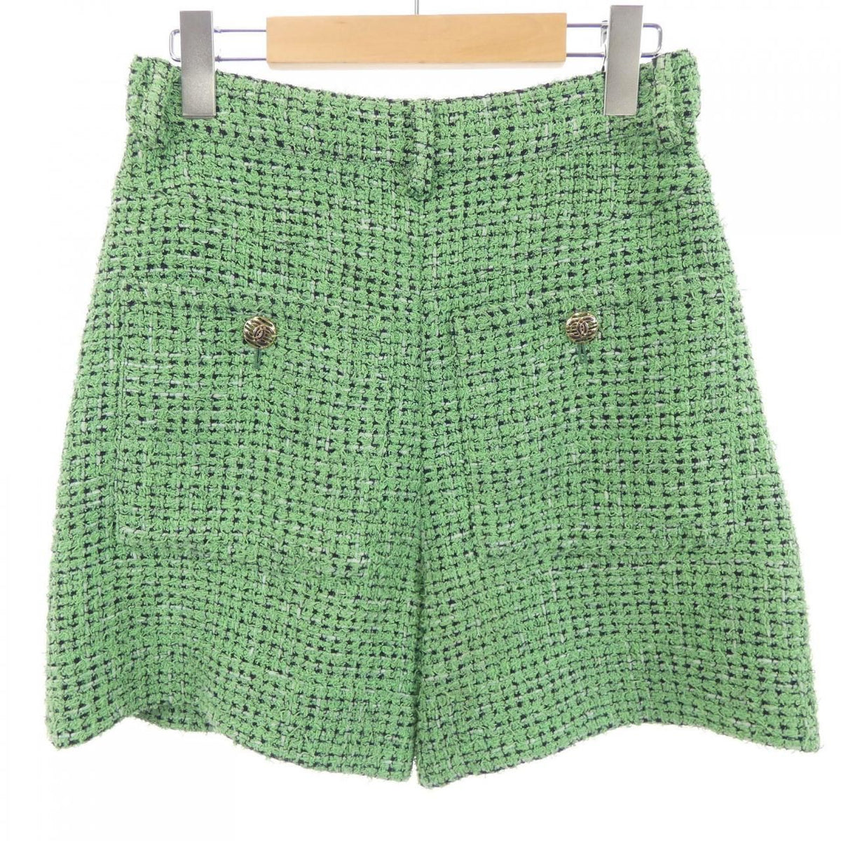 Chanel Shorts Green — view 2