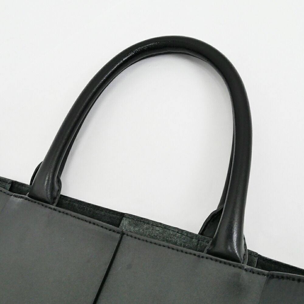 Bottega Veneta Arco Tote Bag Black Intrecciato Calf Leather — view 6