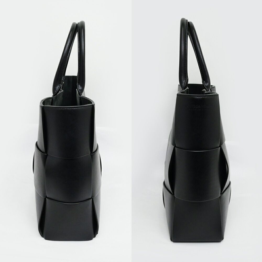 Bottega Veneta Arco Tote Bag Black Intrecciato Calf Leather — view 2