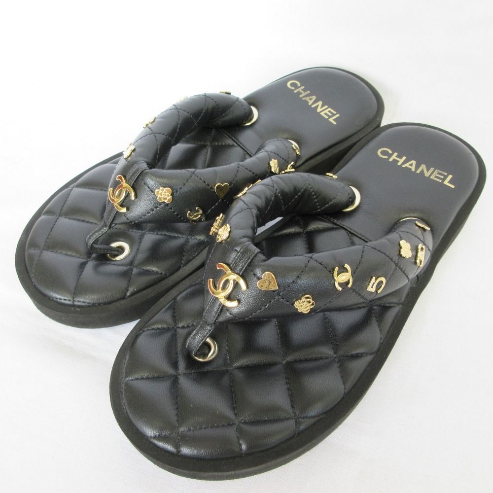 Chanel Quilted CC Logo Leather Thong Sandals c Black 38