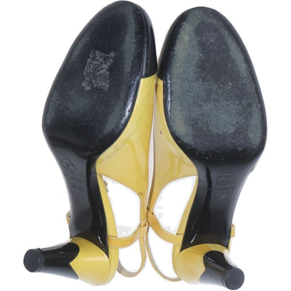 Chanel Camellia Heels Pumps Yellow Black — view 5