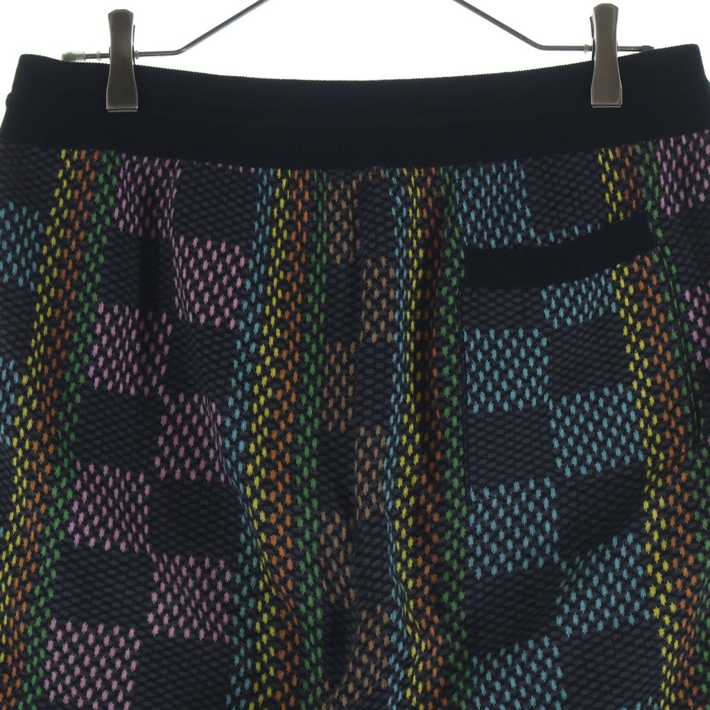 Louis Vuitton Damier Pattern Shorts Black — view 4