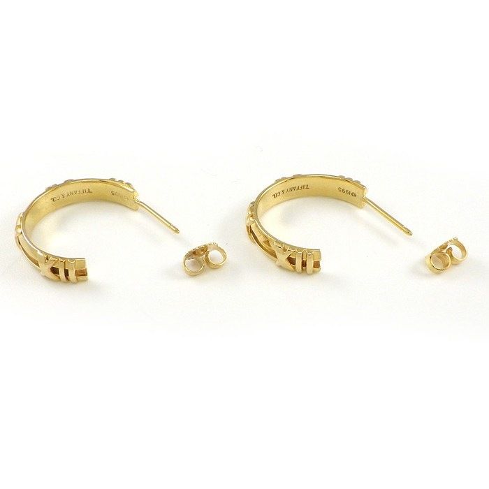 Tiffany & Co Earrings Atlas Hoop 18K Yellow Gold — view 2
