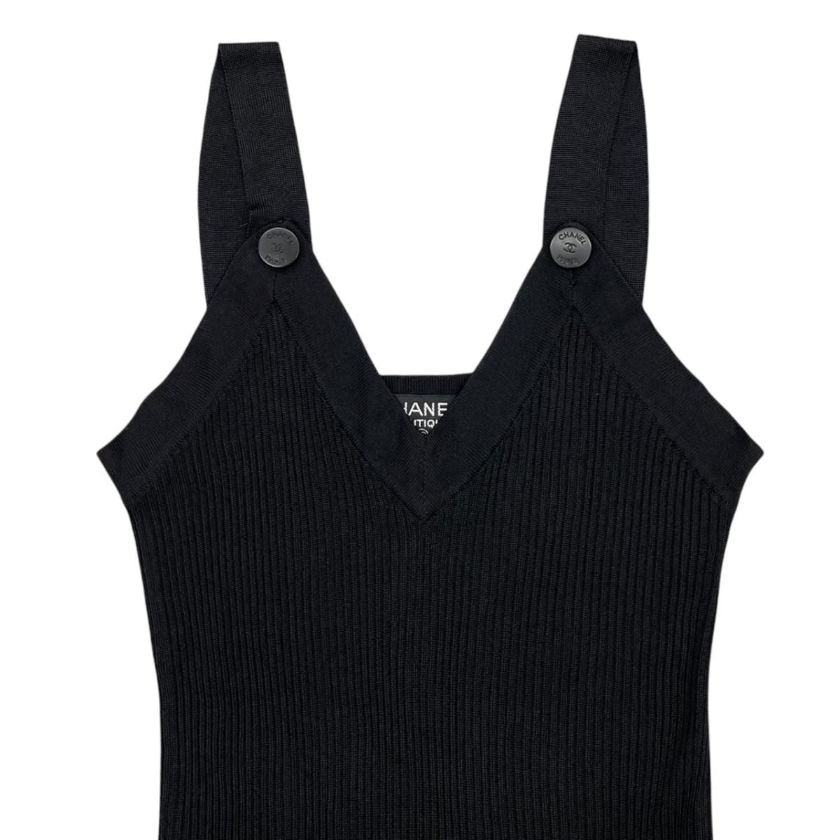 Chanel Sleeveless Dress Rib Knit 38 Viscose CC Logo Button Black — view 3