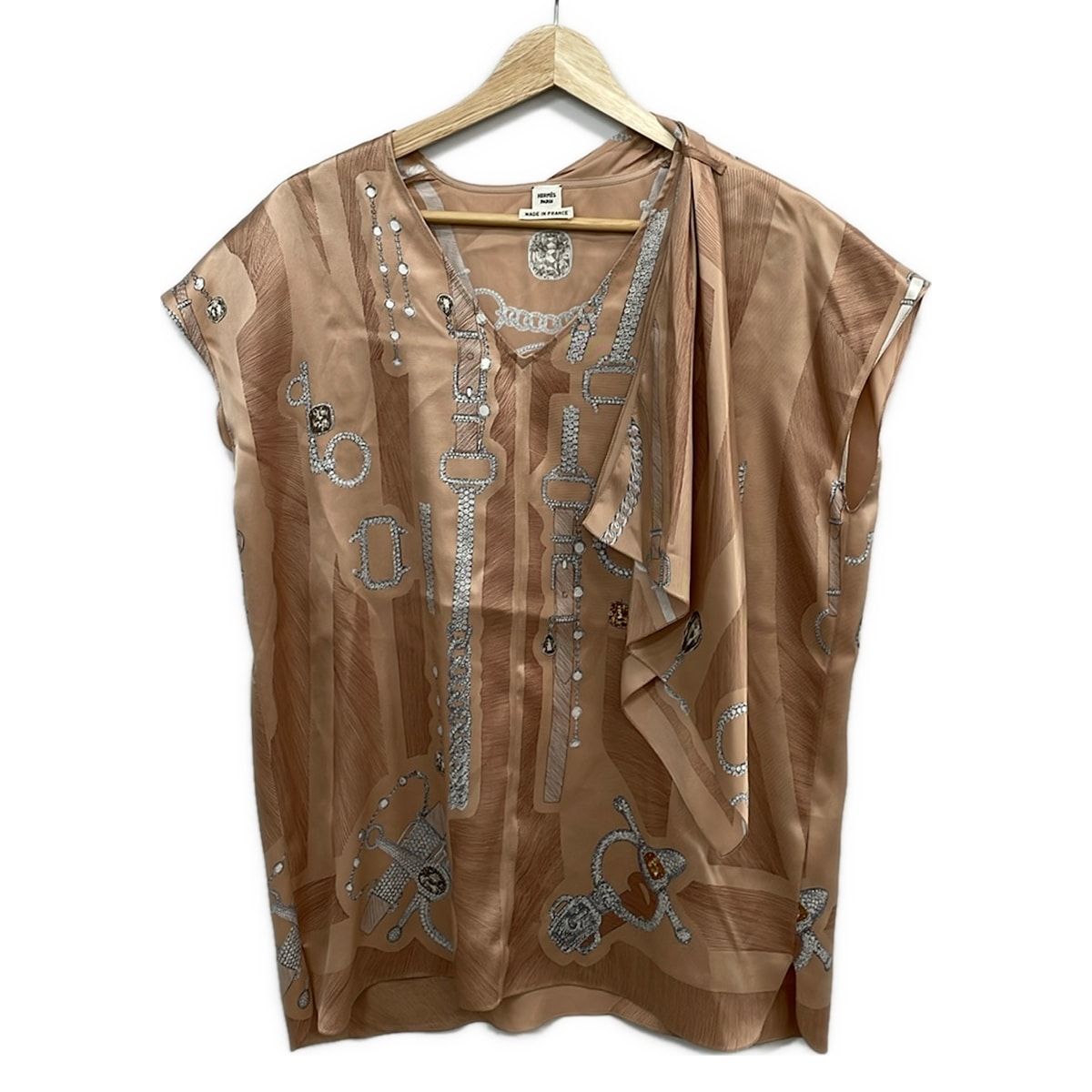 Hermes Sleeveless Top 38 M Pink Beige White Multi V-neck Silk Pattern