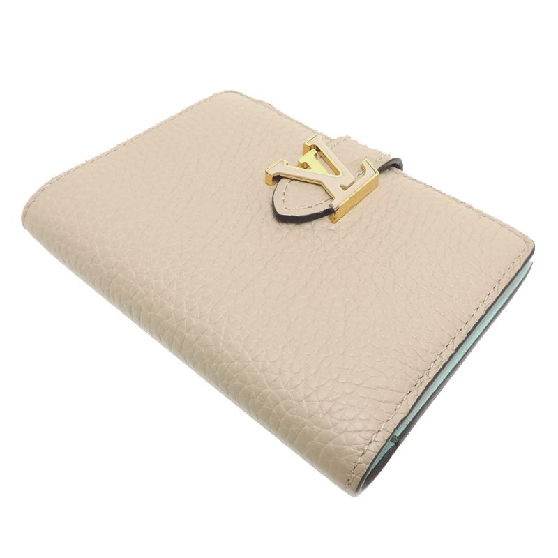 Louis Vuitton Bifold Wallet — view 4