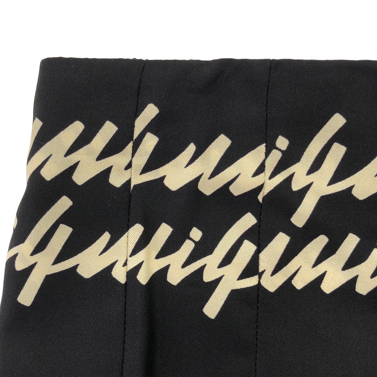 Gucci Black Silk 100 Script Print Skirt 38 — view 7