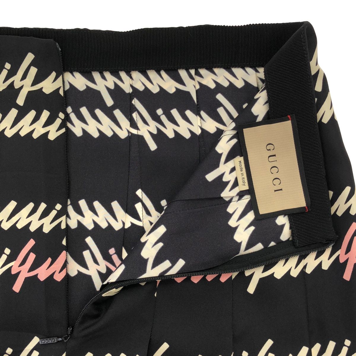 Gucci Black Silk 100 Script Print Skirt 38 — view 6