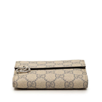 Gucci GG Supreme Interlocking W Hook Bifold W/wallet Charm Beige — view 3