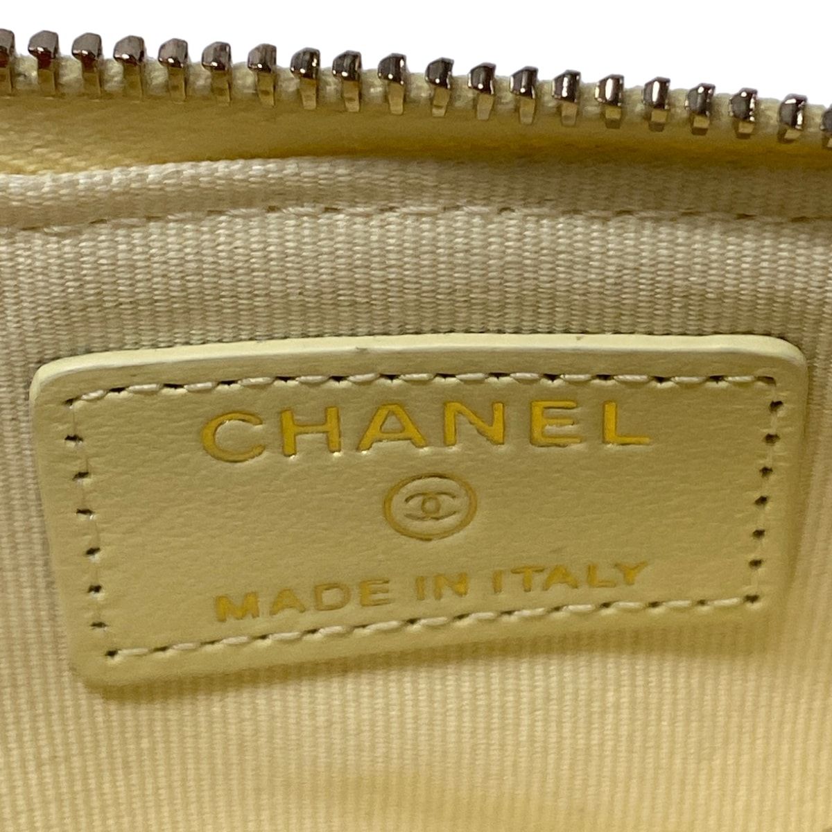 Chanel Coin Case Quilted Light Yellow Card Included — view 4