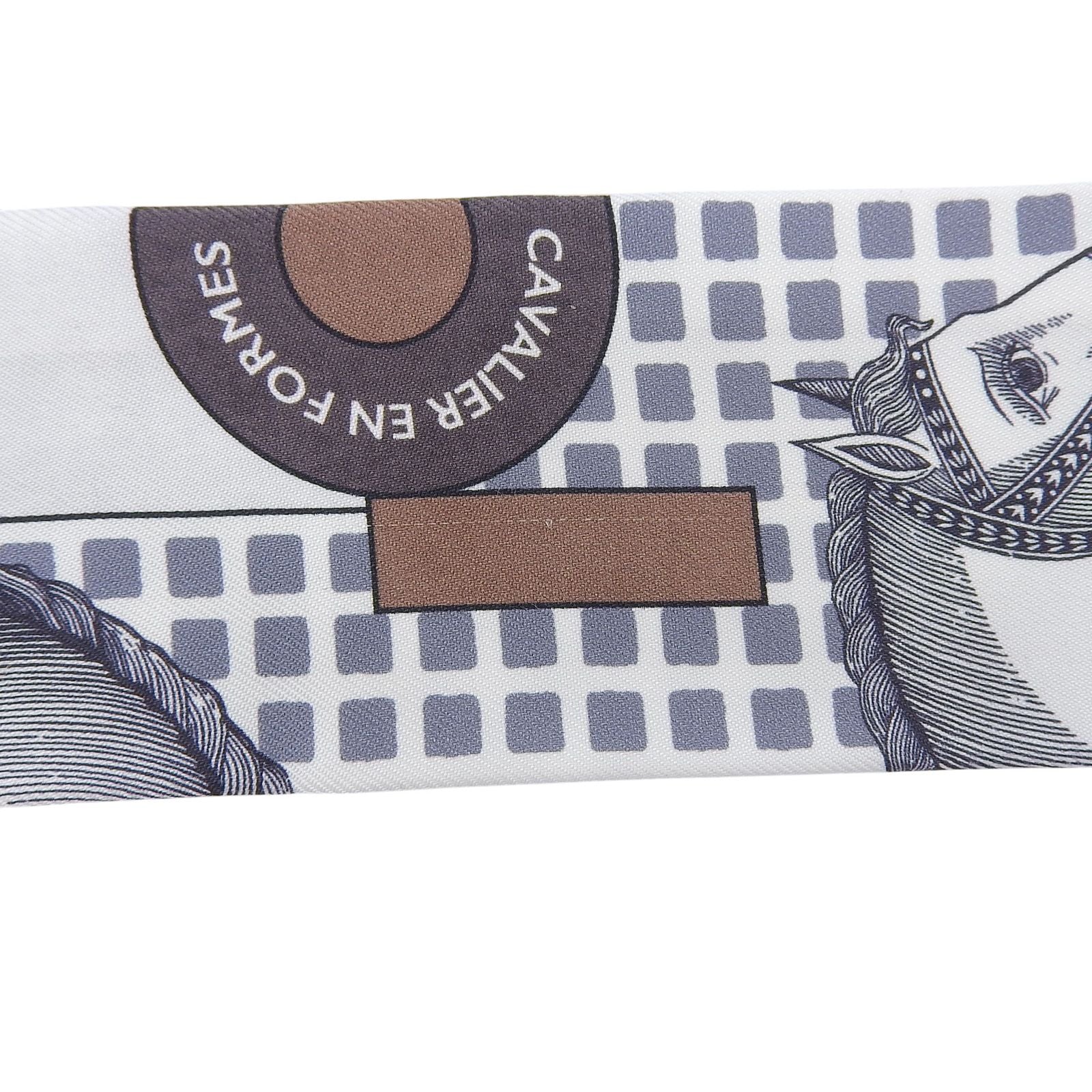 Hermes Cavalier en Formes Silk 100% Scarf Gray White — view 9