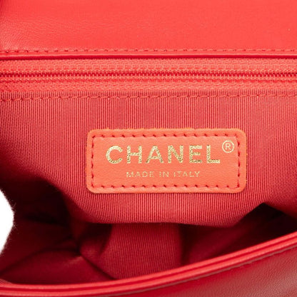 Chanel Quilted CC Logo Studded Chain Shoulder Bag Red Lambskin — view 5