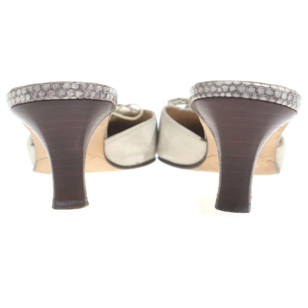 Chanel CC Logo Heels White Suede — view 3