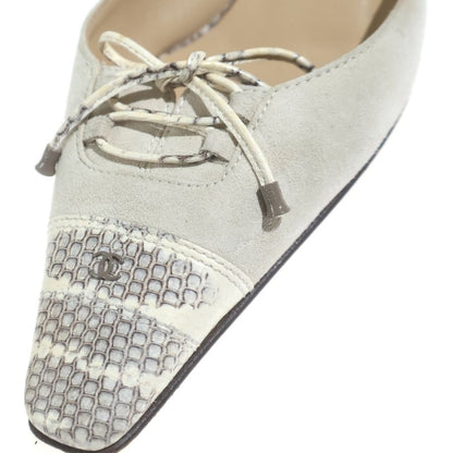 Chanel CC Logo Heels White Suede — view 6