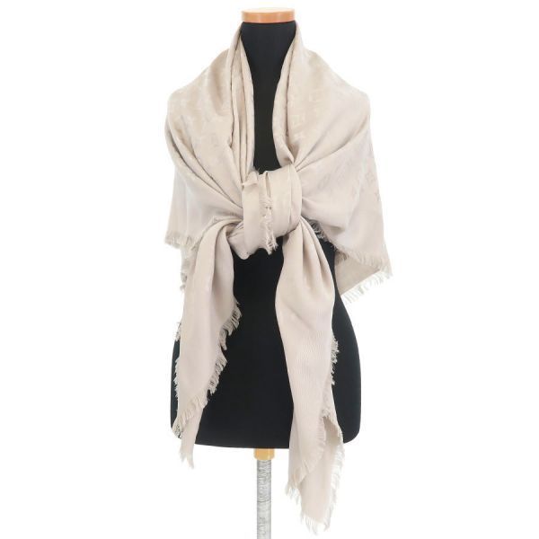 Louis Vuitton Shawl Monogram Scarf — view 9