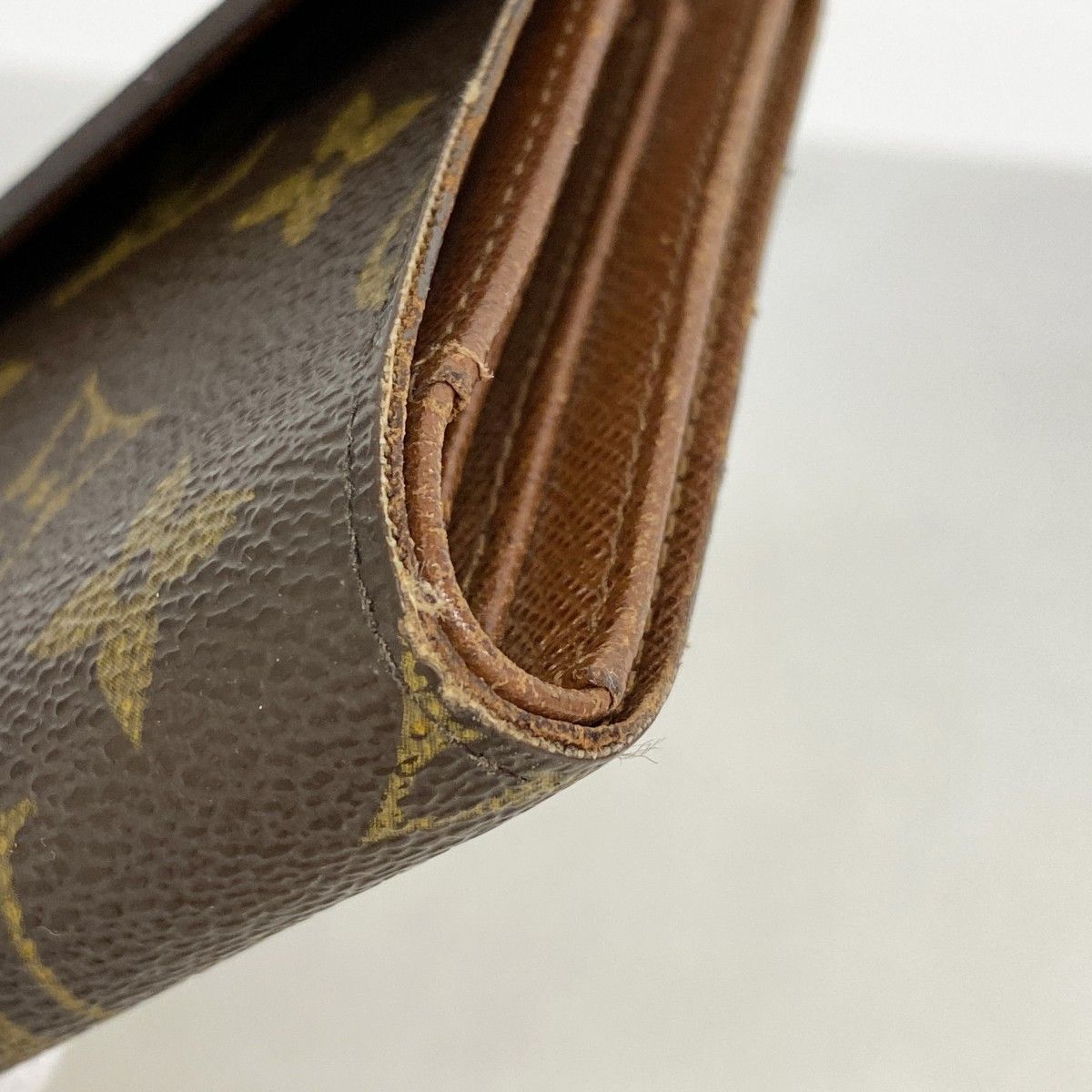 Louis Vuitton Trifold Wallet Monogram Porte Tresor Loue Tuy Papier Brown — view 5