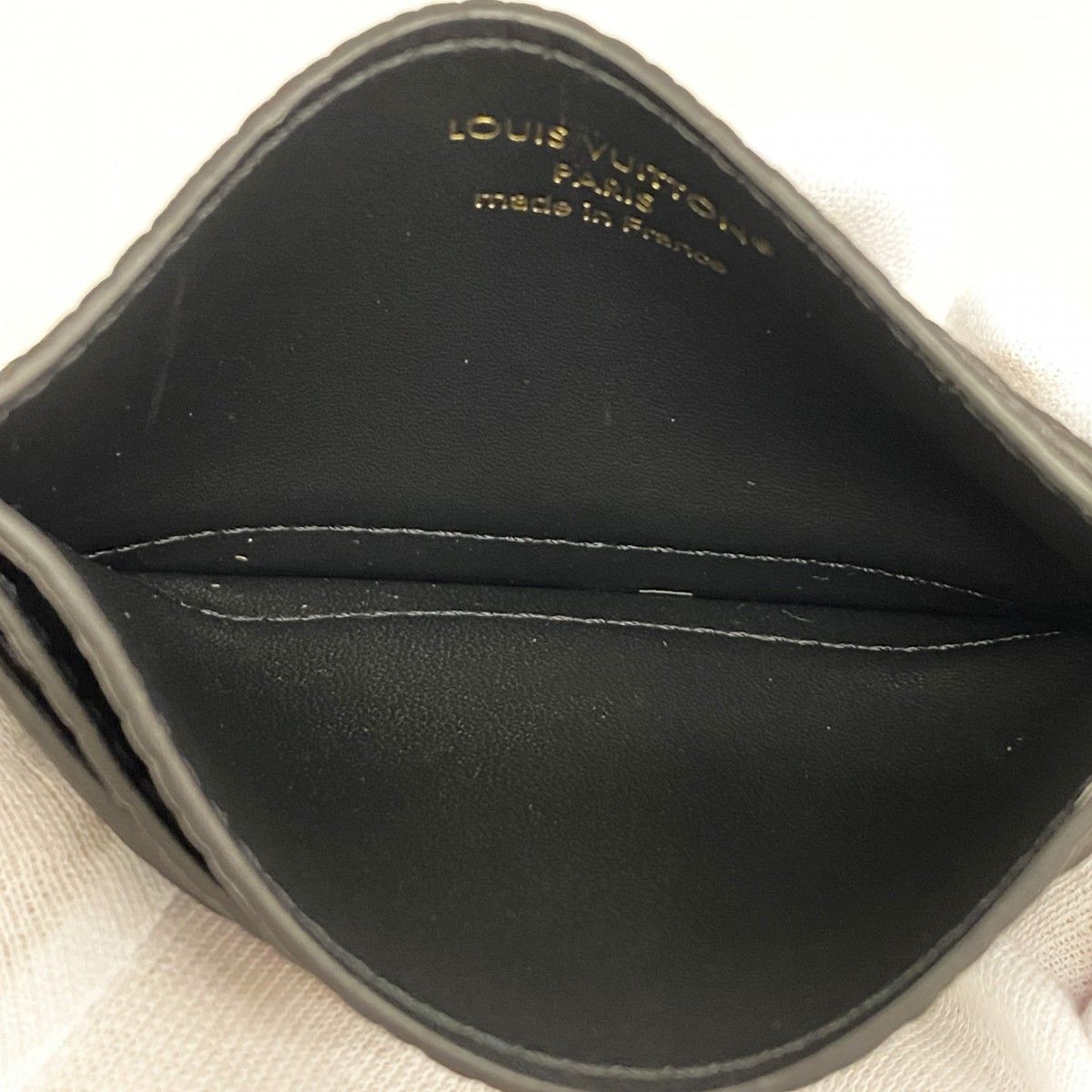 Louis Vuitton Card Case Holder Capucines Noir — view 3